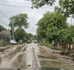  Ploi Terențiale Lovesc Bacăul - DN Bacău-Vaslui Împotmolit și Locuințe Inundate în Traian