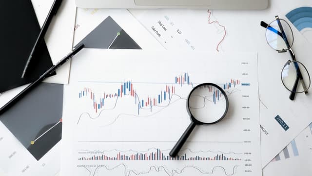 Soluții Bancare Ingenioase pentru Ieșirea din Crize Financiare Inopinate